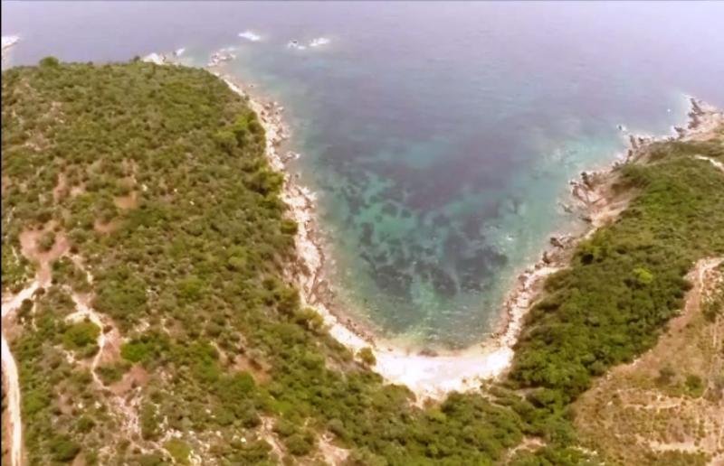 Chalkidiki Einmaliges Grundstück 50.000 qm vor dem Strand mit eigene bucht beim 2 Fuß in Chalkidike Grundstück kaufen