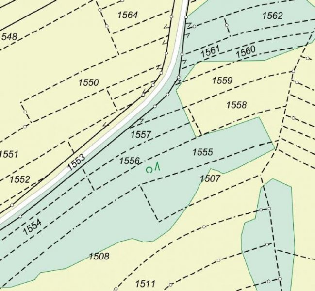 Bessenbach DIETZ: Wiesengrundstück mit Gehölz und Baumbestand an Schotterstraße Grundstück kaufen