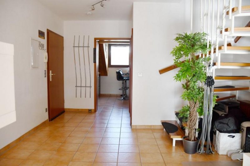 Pfungstadt **RESERVIERT** Schicke Maisonettewohnung mit Sonnenbalkon und herrlichem Blick Wohnung kaufen