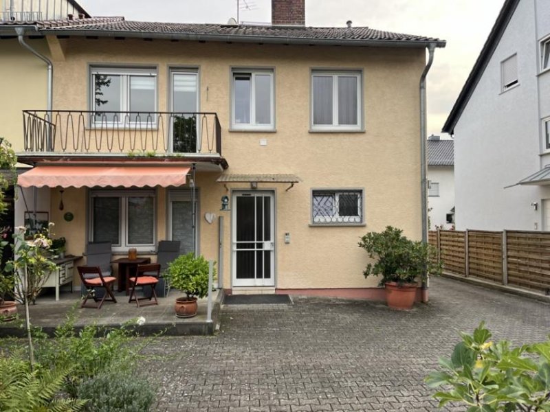 Eltville am Rhein Charmantes ein bis zwei Familienhaus in Eltville-Martinsthal Haus kaufen