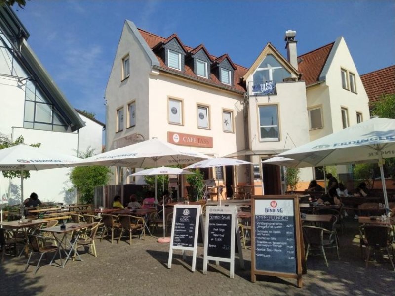 Hofheim am Taunus Top-Gelegenheit! Vermietetes Bistro und 2 Wohneinheiten in zentraler Lage von Hofheim zu verkaufen. Gewerbe kaufen