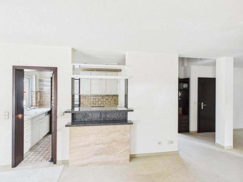 Saarbrücken Seltene große Maisonette- Wohnung in Top Lage von Saarbrücken zu verkaufen. Wohnung kaufen