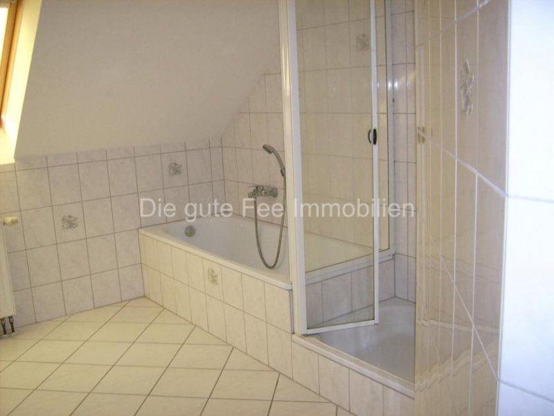 Losheim am See Schöne gepflegte Maisonette - Wohnung mit Balkon in Losheim am See Wohnung kaufen