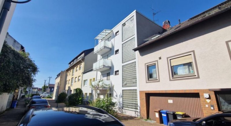 Ludwigshafen am Rhein Großzügige 2 Zimmer - Wohnung mit 2 Balkonen, Kellerabteil und Stellplatz im Hof Wohnung kaufen