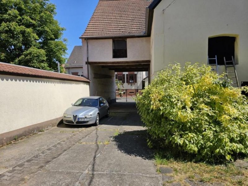 Sippersfeld ObjNr:19203 - Charmantes Zweifamilienhaus im Herzen von Sippersfeld; Haus kaufen