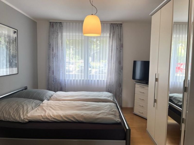 Mannheim Helle, großzügige 2 Zimmerwohnung mit Gartenanteil in schöner Lage von MA-Wallstadt Wohnung kaufen