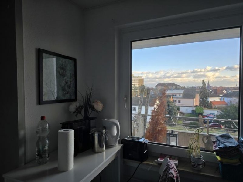 Lampertheim Sehr schöne sonnige und ruhig gelegene 2 Zimmer-Wohnung mit Balkon in Lampertheim zu verkaufen. Wohnung kaufen