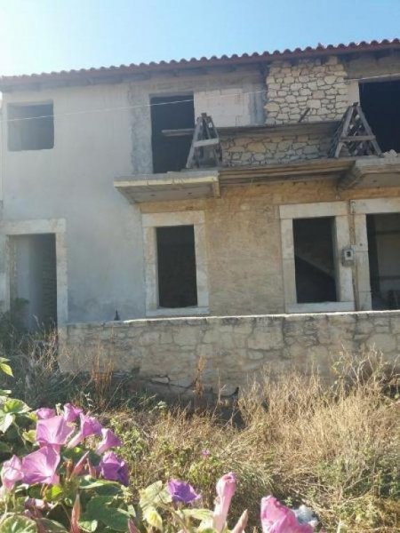 Kouses Kreta Gr-23416 3 Renovierungsbedürftige Einfamilienhäuser auf der Insel Kreta Haus kaufen