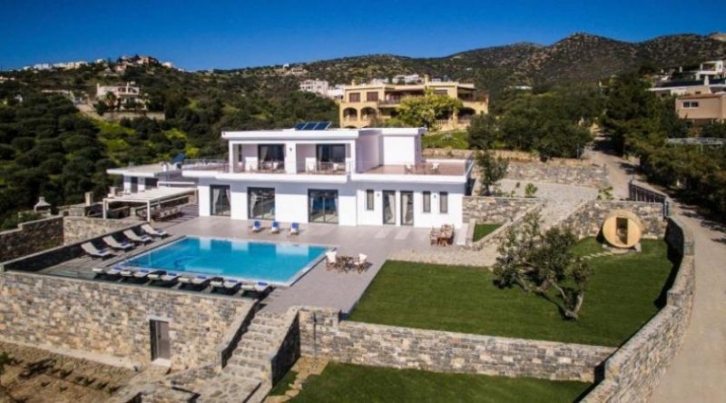 Agios Nikolaos Modern 5 bedroom villa with large swimming pool. Walking distance to beach Haus kaufen