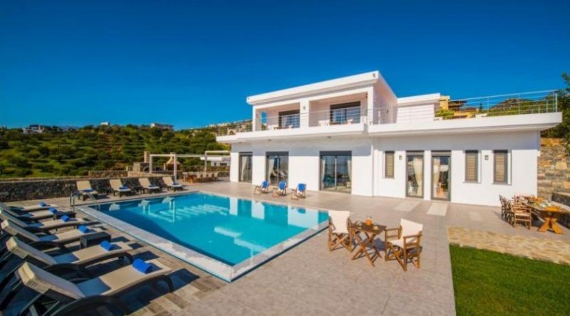 Agios Nikolaos Modern 5 bedroom villa with large swimming pool. Walking distance to beach Haus kaufen