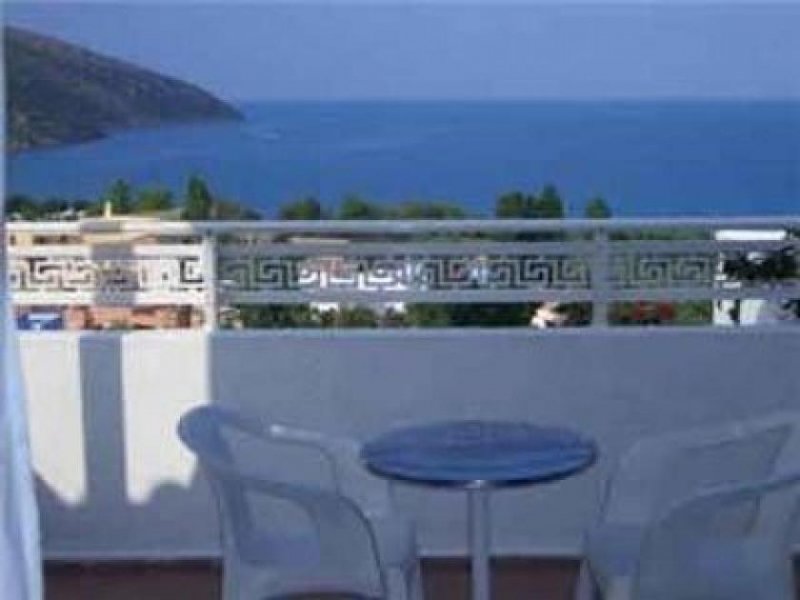 Agios Nikolaos Touristischer 72-Betten-Apartmentkomplex an schöner Lage Gewerbe kaufen