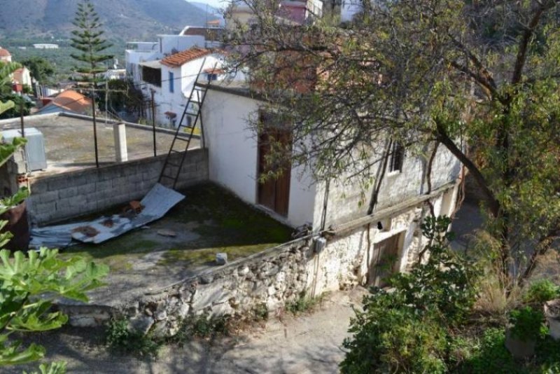 Houmeriakos, Neapolis, Lasithi, Kreta Zweistöckiges Haus mit Terrasse, Garten und schöner Aussicht Haus kaufen