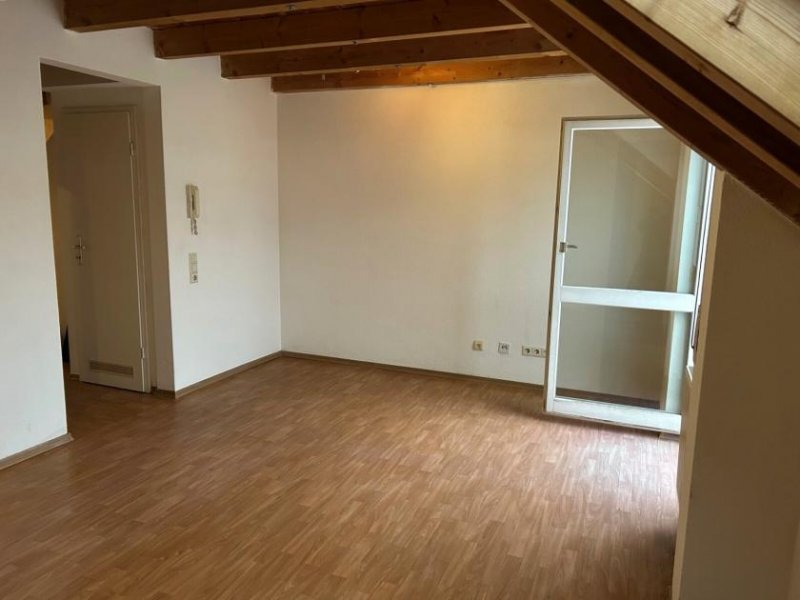 Ellwangen (Jagst) **SCHÖNER GRABEN**BESICHTIGUNG am 12.03. ab 14 Uhr**Bitte anmelden** Wohnung kaufen