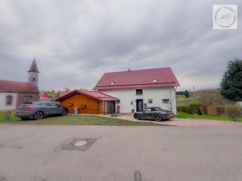 Oberreichenbach (Landkreis Calw) Modernes Einfamilienhaus in Bestlage: Neuwertig, energieeffizient und familienfreundlich! Haus kaufen