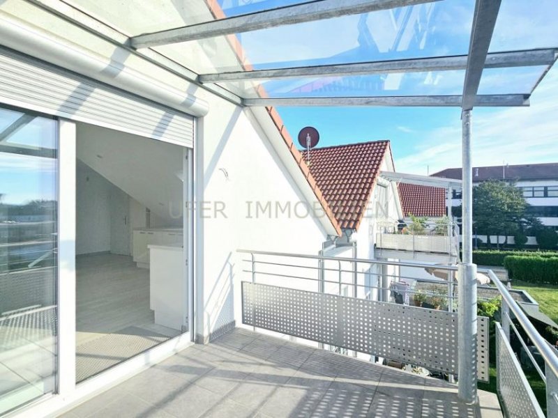 Bellheim Lichtdurchflutete, moderne 3-Zimmer Dachgeschosswohnung mit großer Balkonterrasse Wohnung kaufen