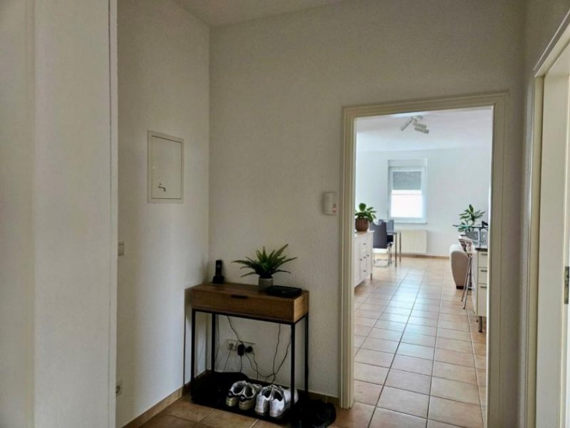 Landau in der Pfalz Gemütliche 2 Zimmer Obergeschosswohnung mit Balkon Wohnung kaufen