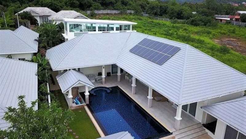 Hua Hin Geräumige Villa mit 6 Schlafzimmern und 7 Bädern und Pool auf einem großen Grundstück in Hua Hin Haus kaufen