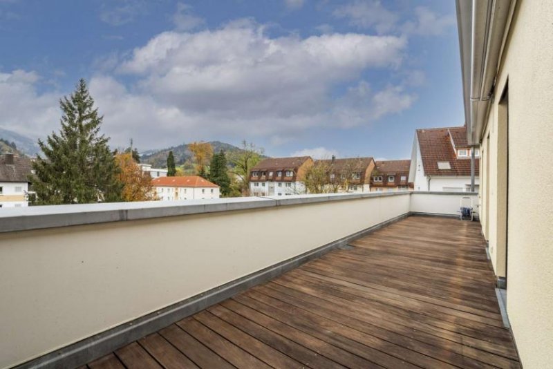 Waldkirch SONNENDURCHFLUTETES 4-ZIMMER-PENTHOUSE MIT 4 TERRASSEN IN WALDKIRCH | BARRIEREARM Wohnung kaufen