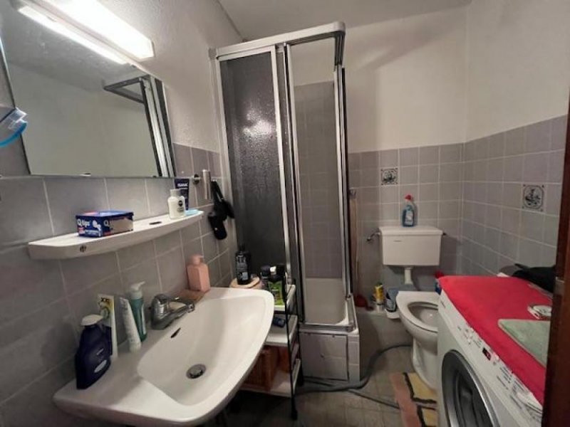 Häusern Vermietete 3-Zimmer-Maisonettewohnung mit Traumaussicht in Häusern Wohnung kaufen