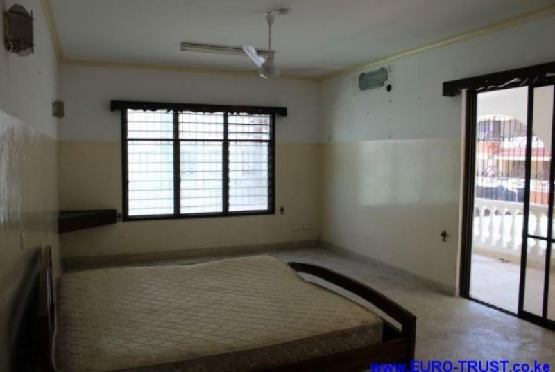 Mombasa HOUSE FOR SALE NEAR RATNA SQUARE / CINEMAXX Wohnung kaufen