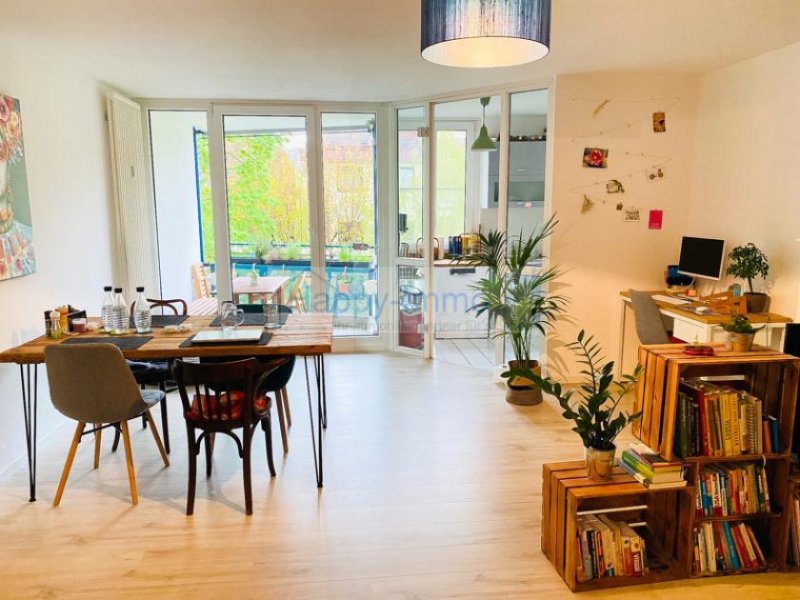 München Besichtigung 26.2. - ruhige Innenhoflage / West-Balkon / EBK / weißes Bad / 2 Zi ETW im 3. OG Wohnung kaufen