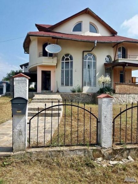 Ravadino Prächtige Villa mit Fernblick Haus kaufen