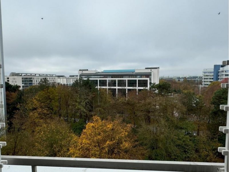 München *** Paare und kleine Familien aufgepasst *** Kernsanierte Balkonwohnung mit Ausblick in Neuperlach Wohnung kaufen