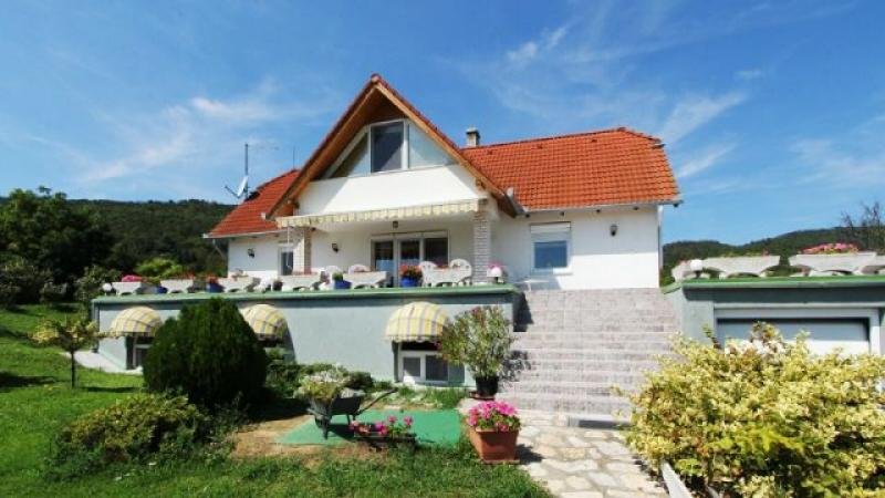 Balatongyörök Wohnen in bester Aussichtslage Haus kaufen