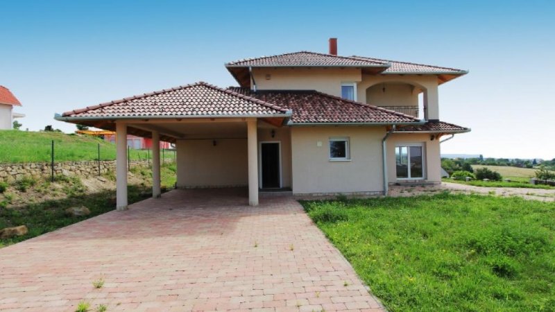 Cserszegtomaj Hochwertiges Einfamilienhaus in herrlicher Aussichtslage Haus kaufen