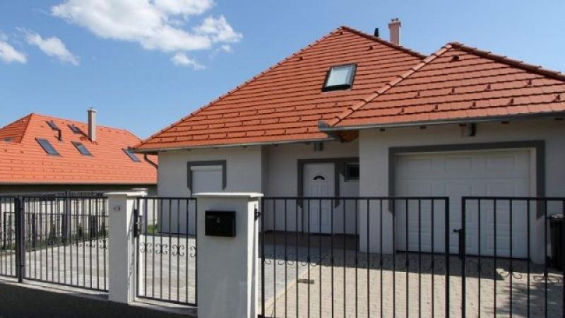 Cserszegtomaj Modernes Ferienhaus am Plattensee Haus kaufen