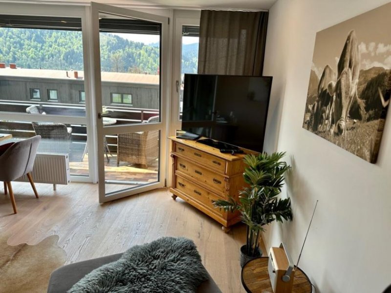 Schliersee ___SCHMUCKSTÜCK___mit SEEBLICK___ Wohnung kaufen