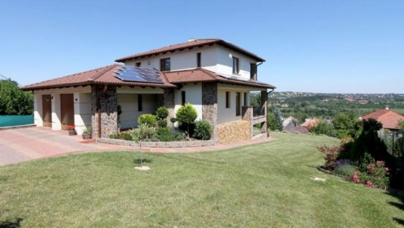 Heviz Luxuriöses Einfamilienhaus in herrlicher Aussichtslage Haus kaufen