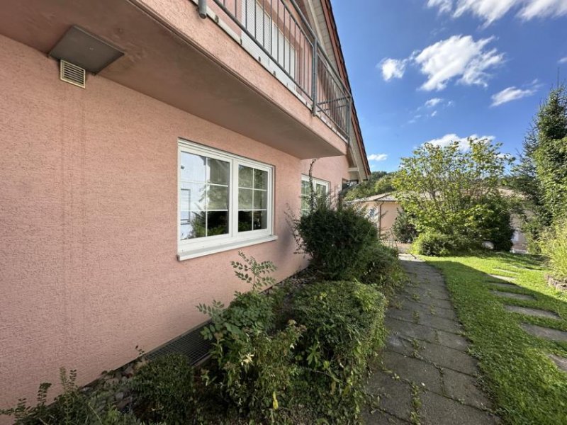 Meersburg Charmante 2-Zimmer-Erdgeschosswohnung mit großer Terrasse in begehrter Lage von Meersburg! Wohnung kaufen