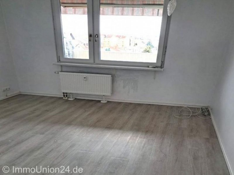 Oberasbach Bezugsfertige TOP renovierte 3-Zimmer 87 qm + WESTBALKON + TIEFGARAGE + EINBAUKÜCHE ab SOFORT Wohnung kaufen