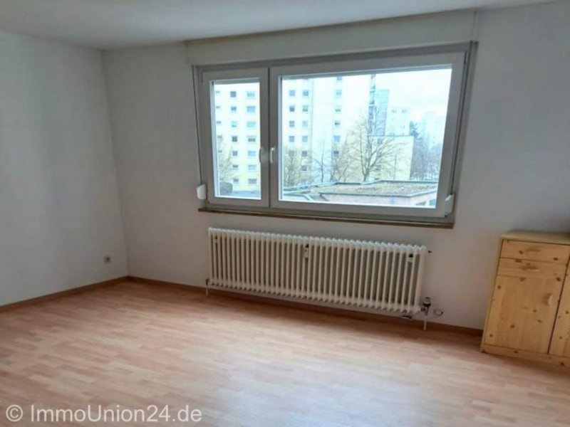 Stein (Landkreis Fürth) 1 7 9. 0 0 0,- für 2 Zimmer 5 3 qm Wohnung mit wettergeschützten BALKON in TOP Lage Wohnung kaufen