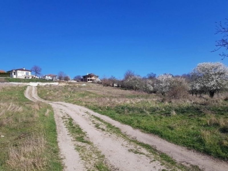 Priseltsi BULGARIEN, Nah VARNA: Seltenes Grundstück mit unverbauter Sicht, direkt im Dorf Priseltsi. 5 km vom Meer, windgeschützte