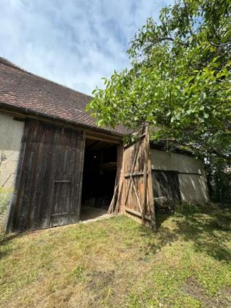 Oberdachstetten Bauernhof in ruhiger Ortsrandlage unweit vom mittelalterlichen Rothenburg ob der Tauber Gewerbe kaufen