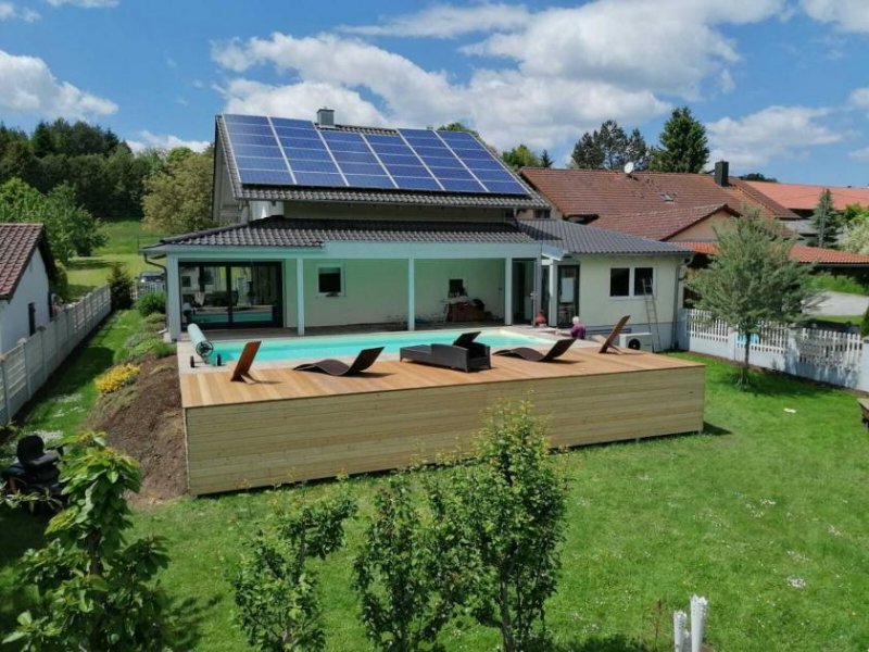 Bad Griesbach im Rottal Gepflegtes EFH mit Wintergarten und Pool Haus kaufen
