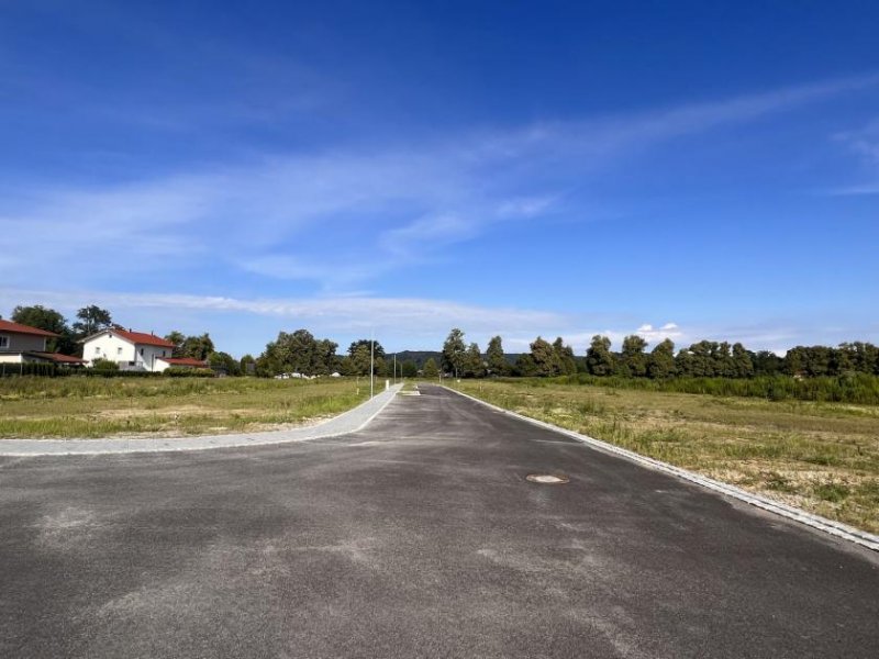 Ering Baugrundstück in ruhiger Siedlungslage in Ering am Inn Grundstück kaufen