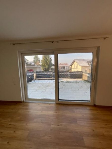 Aidenbach AIDENBACH, PASSAU: Doppelhaushälfte mit großer Garage, Terrasse und Garten! IHR LEBENS(T)RAUM! NEU, GEHOBEN, EXKLUSIV. Haus