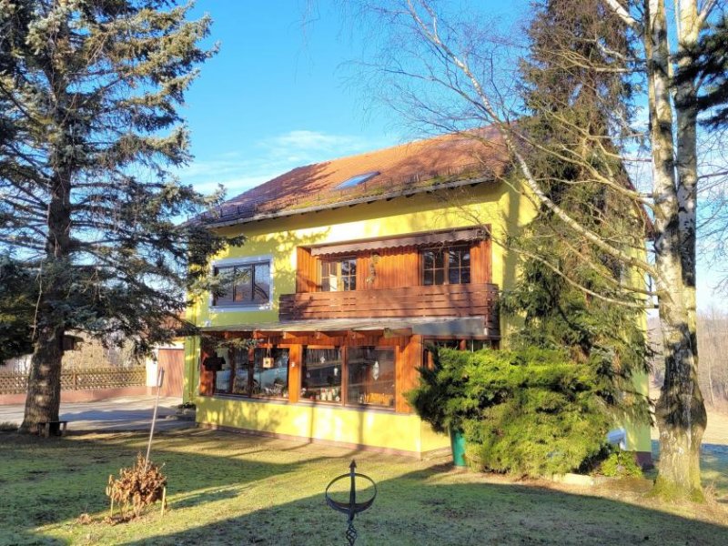 Döhlau 1296 - 315 m² zur Vermietung oder Selbstnutzung vor den Toren von Hof Haus kaufen