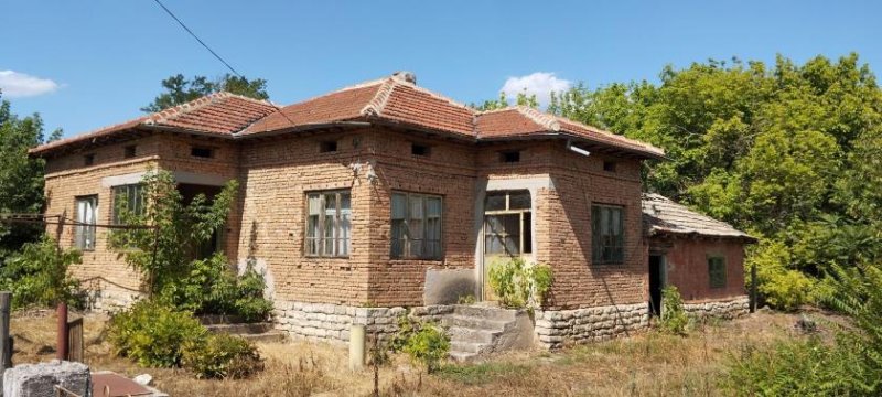 Izvorovo Bauernhaus zu renovieren gesucht? Haus kaufen