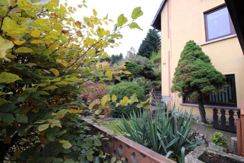 Marktrodach Charmantes, gepflegtes Haus für zwei oder drei mit schöner Aussicht! Haus kaufen