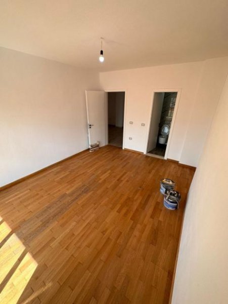 Albania APARTMENT FOR SALE 2+1+2 in Tirana Wohnung kaufen