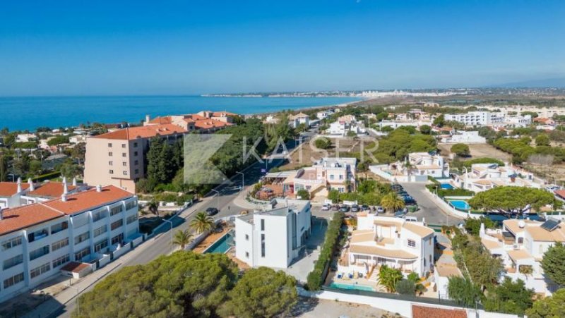 Albufeira Brandneue (derzeit im Bau befindliche) Villa im Herzen von Galé, nur einen kurzen Spaziergang vom bekannten Galé-Strand und 