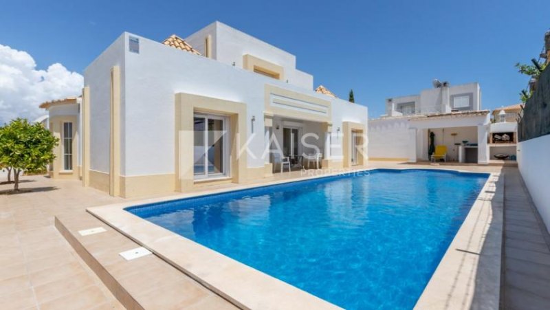 Albufeira Wunderschöne Villa mit privatem Pool in Südlage, zentraler Lage, Nähe zu allen Annehmlichkeiten und nur wenige Gehminuten vom