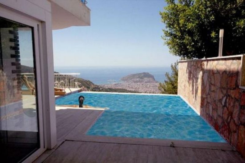 Antalya *** PROVISIONSFREI *** EXCLUSIVE VILLA MIT MEERESBLICK IN ALANYA Haus kaufen