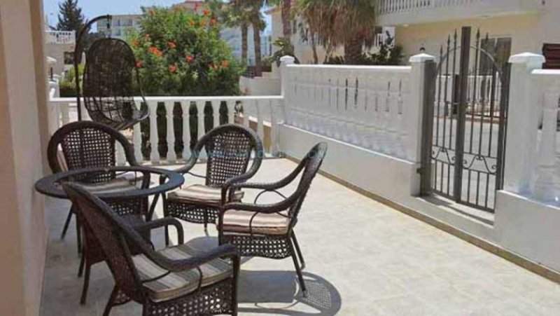 Ayia Napa 1 bedroom garden apartment in sought after Ayia Napa! Walking distance to the beach! - NGS114.This modern, ground floor is perf