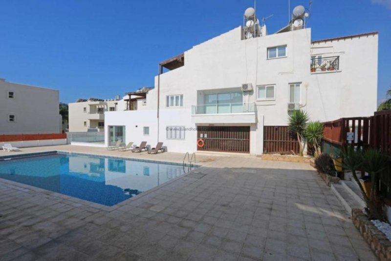 Ayia Napa 3 bedroom, 1 bathroom Penthouse apartment with additional Sea View Suite with Title Deeds in Ayia Napa - FMN131Located just 450m