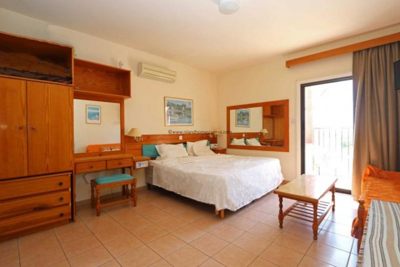 Ayia Napa First Floor studio apartment with Title deeds in Ayia Napa - CGA103.This apartment is located on an established block in a quiet